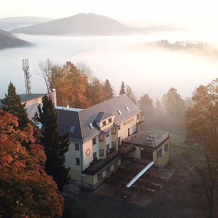 Parkhotel Smržovka エクステリア 写真