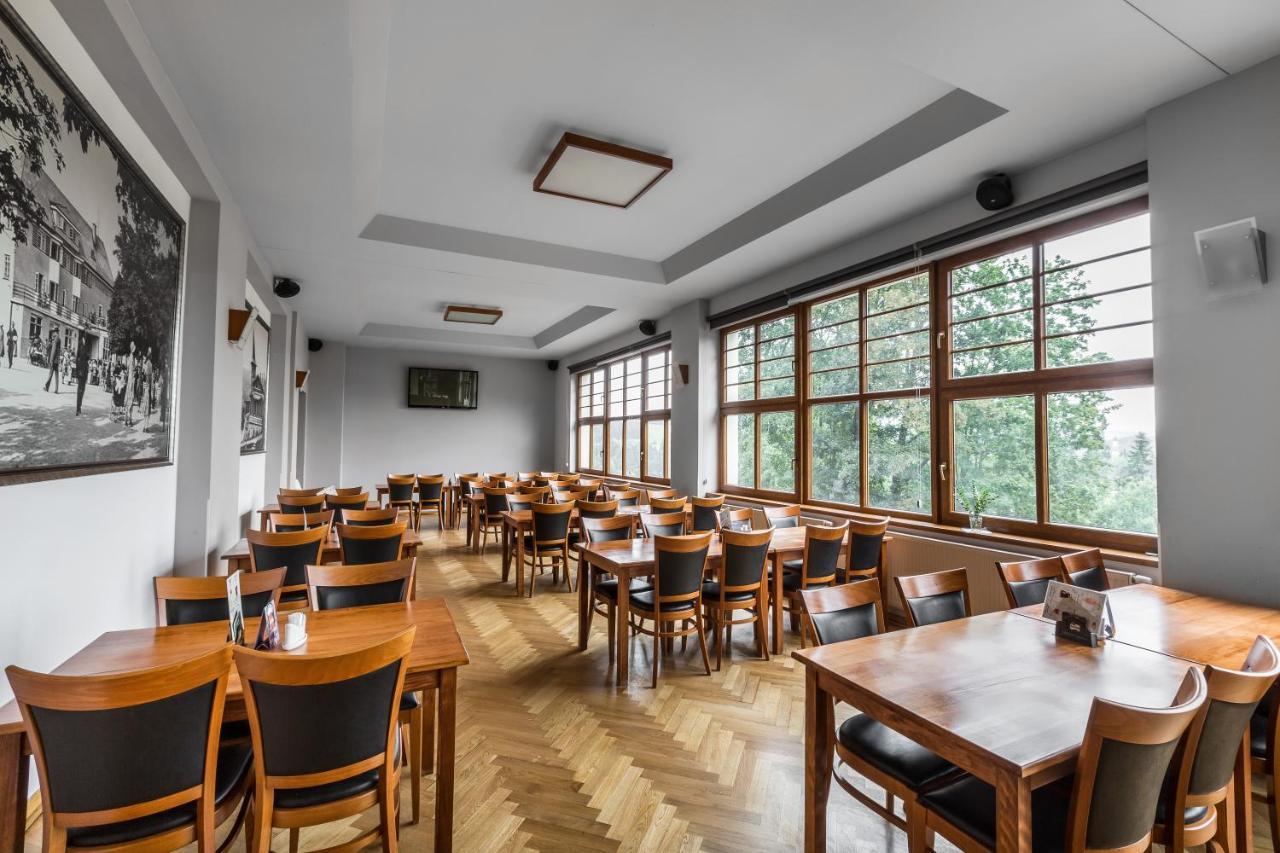 Parkhotel Smržovka エクステリア 写真