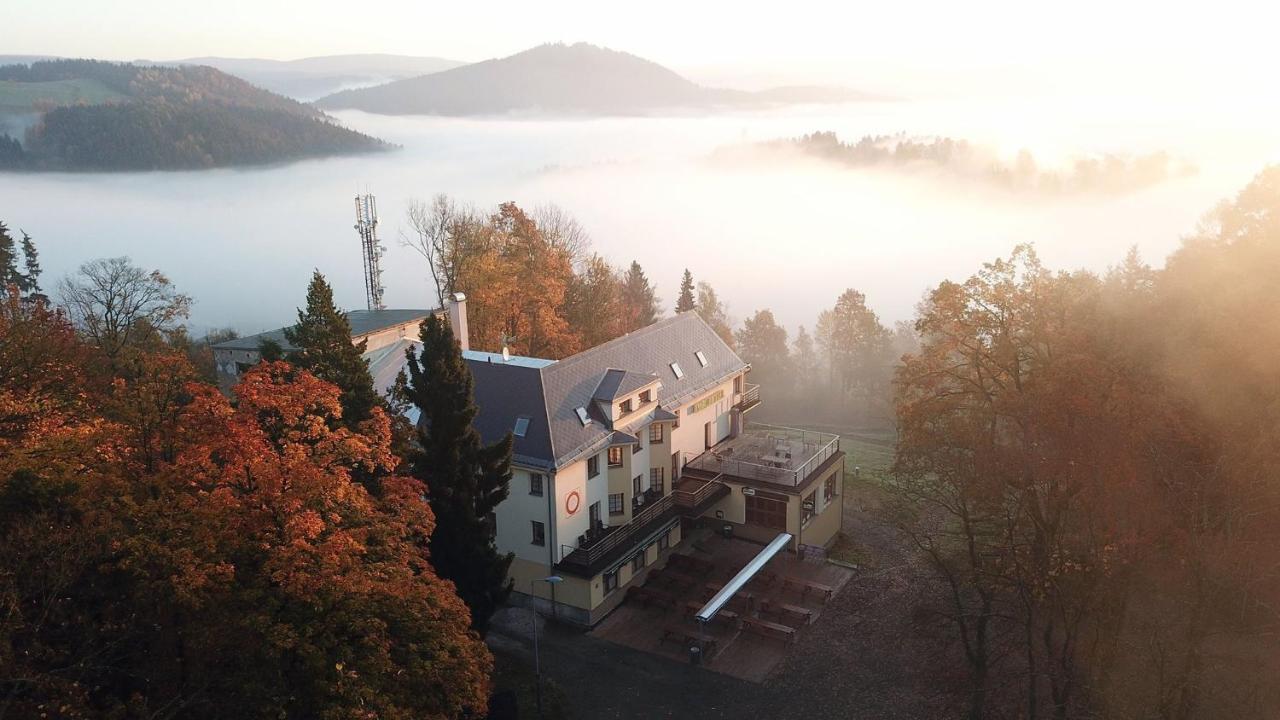 Parkhotel Smržovka エクステリア 写真